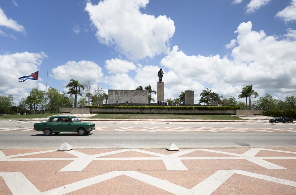 llevar un coche a Cuba